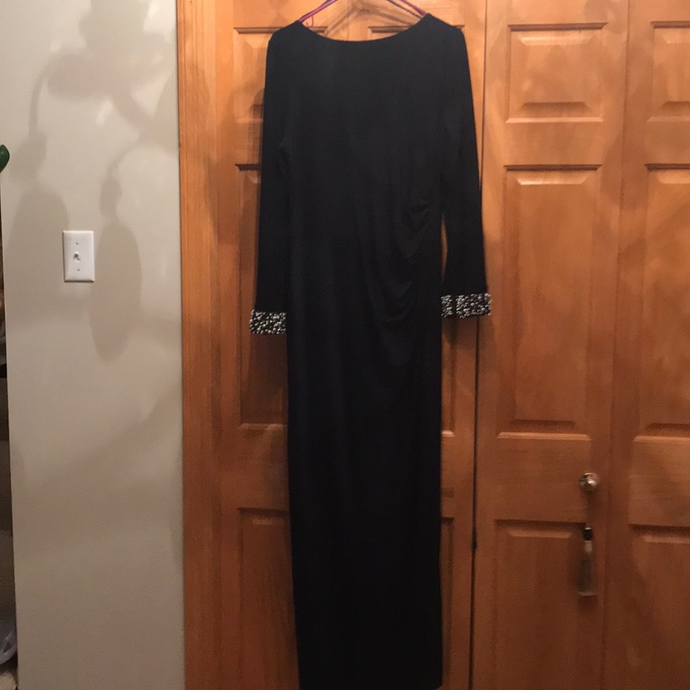 Navy Blue high quality evening gown Size 14.
